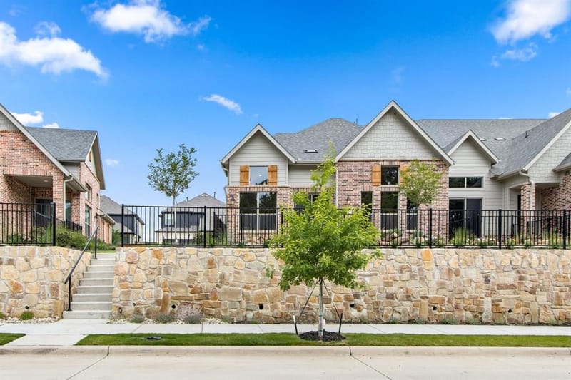 8609 Del Rio Trail, Rowlett TX 75089