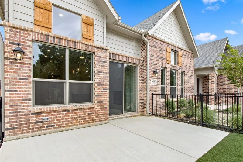 8609 Del Rio Trail, Rowlett TX 75089 - Photo 4
