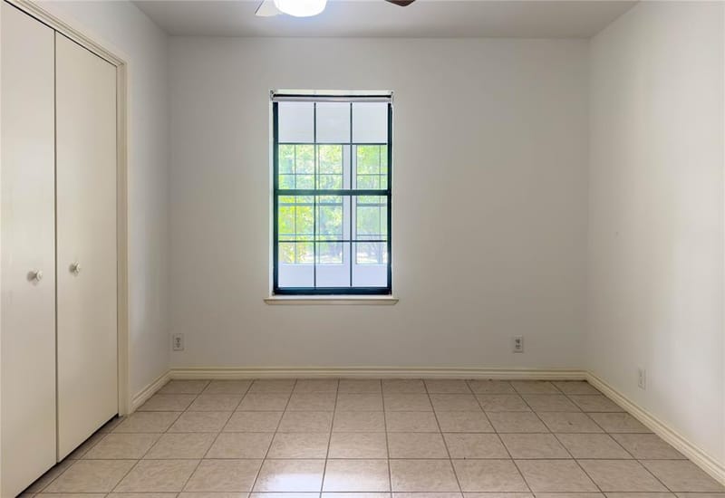 1102 NE 23rd Street, Mineral Wells TX 76067 - Photo 23