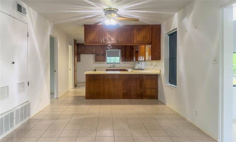1102 NE 23rd Street, Mineral Wells TX 76067 - Photo 20