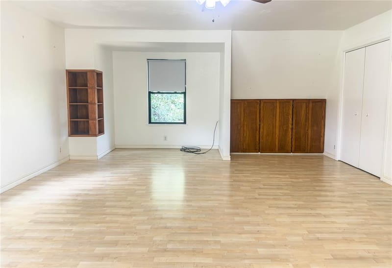 1102 NE 23rd Street, Mineral Wells TX 76067 - Photo 33