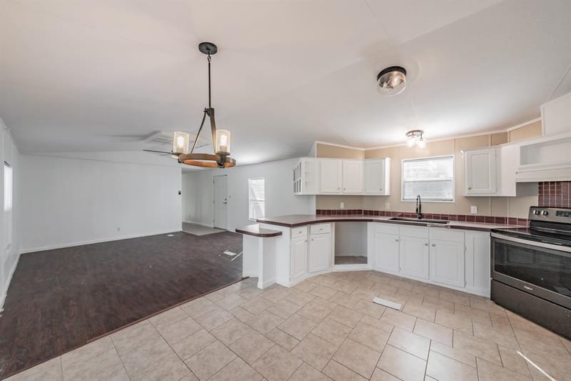 419 Wood River Road, Millsap TX 76066 - Photo 12