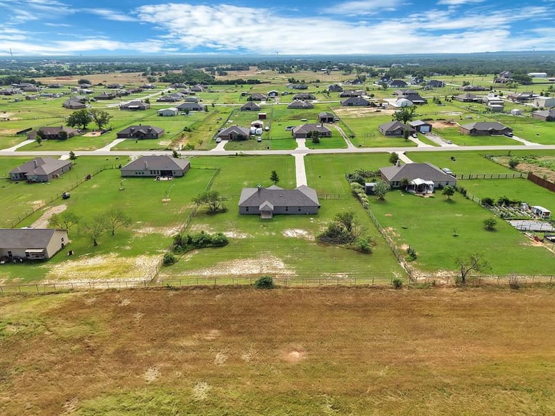 115 Springwood Ranch Loop, Springtown TX 76082 - Photo 21