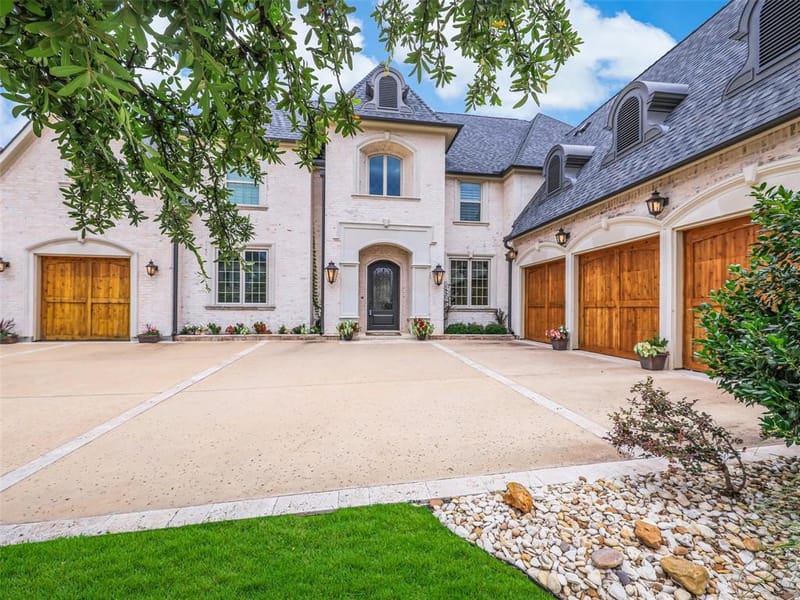 3878 Benchmark Lane, Frisco TX 75034 - Photo 2