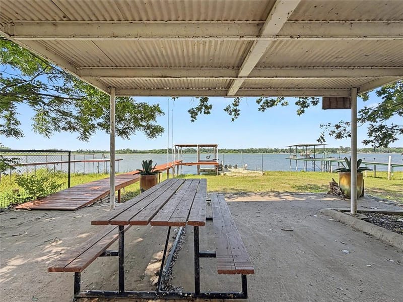 1152 W Lake Drive, Weatherford TX 76087 - Photo 25
