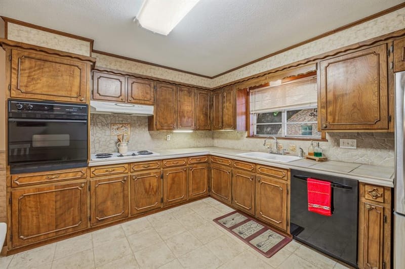 1335 N Lydia Street, Stephenville TX 76401 - Photo 12