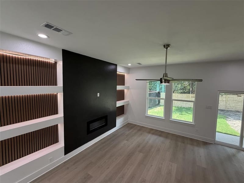 2823 Curvilinear Court, Dallas TX 75227 - Photo 9