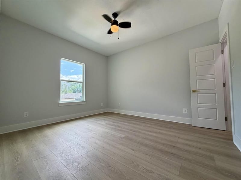 2823 Curvilinear Court, Dallas TX 75227 - Photo 34
