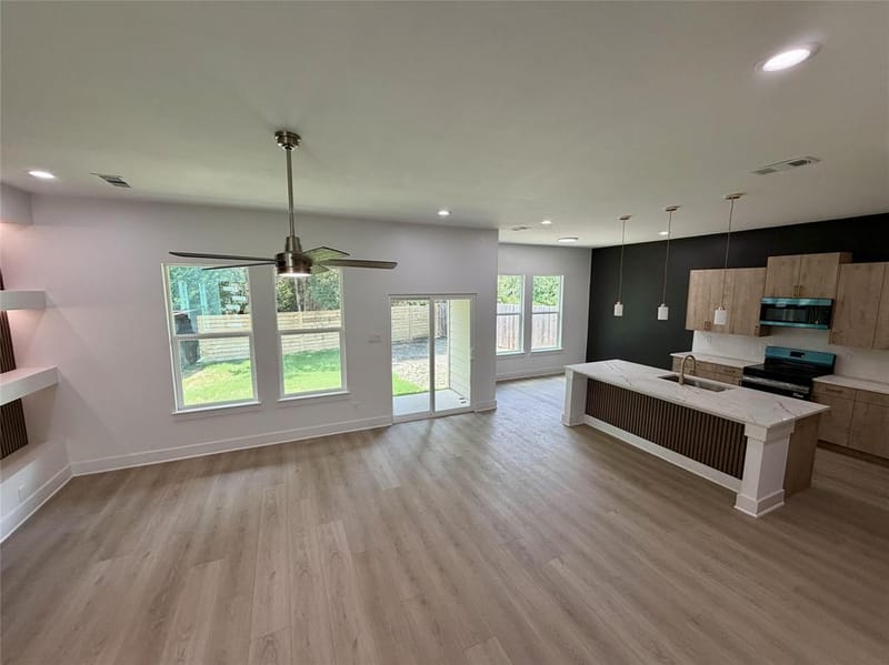 2823 Curvilinear Court, Dallas TX 75227 - Photo 14