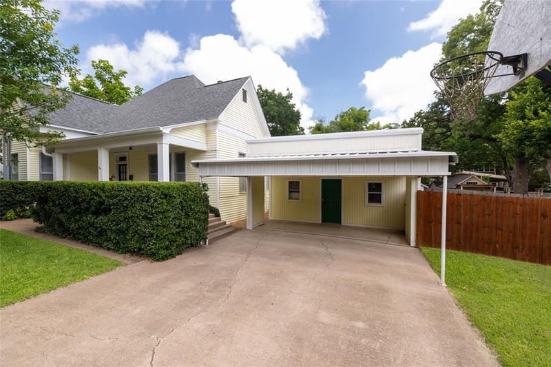 412 W Josephine Street, Weatherford TX 76086 - Photo 4