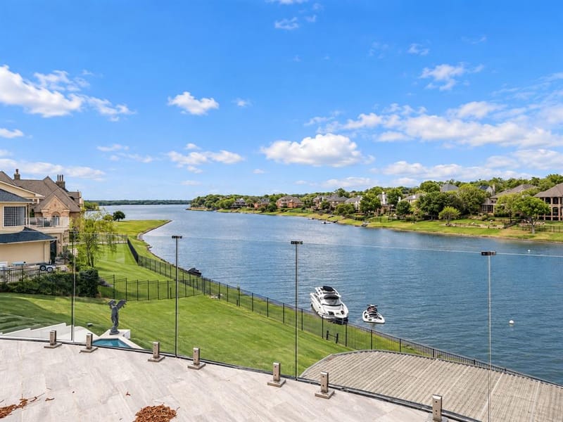 656 Timbercrest Circle, Highland Village TX 75077 - Photo 10