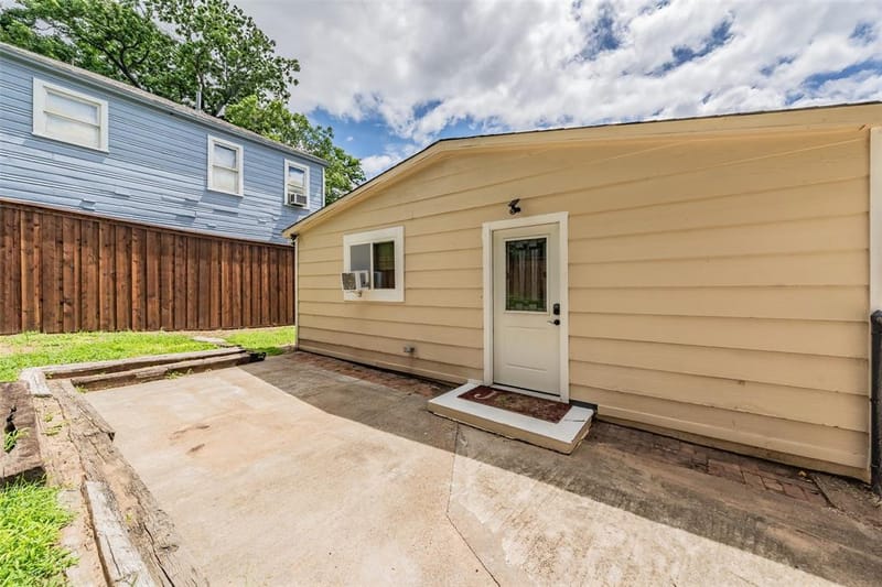 306 Davis Street, Weatherford TX 76086 - Photo 32