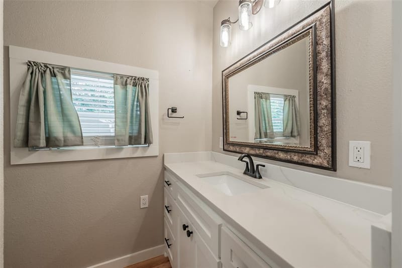 306 Davis Street, Weatherford TX 76086 - Photo 15