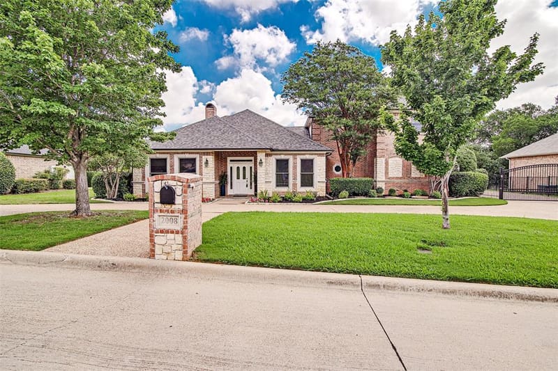 2008 Cains Lane, Mansfield TX 76063 - Photo 2