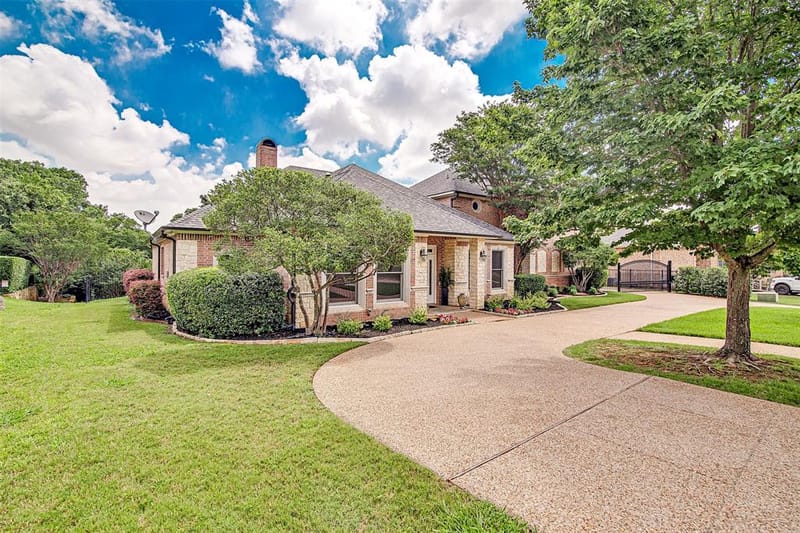 2008 Cains Lane, Mansfield TX 76063 - Photo 3