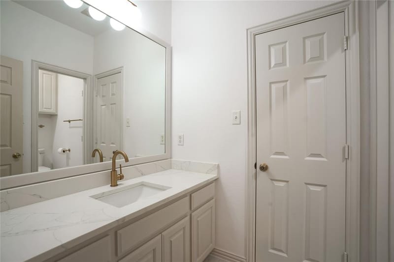 609 Trails End Court, Hurst TX 76054 - Photo 23