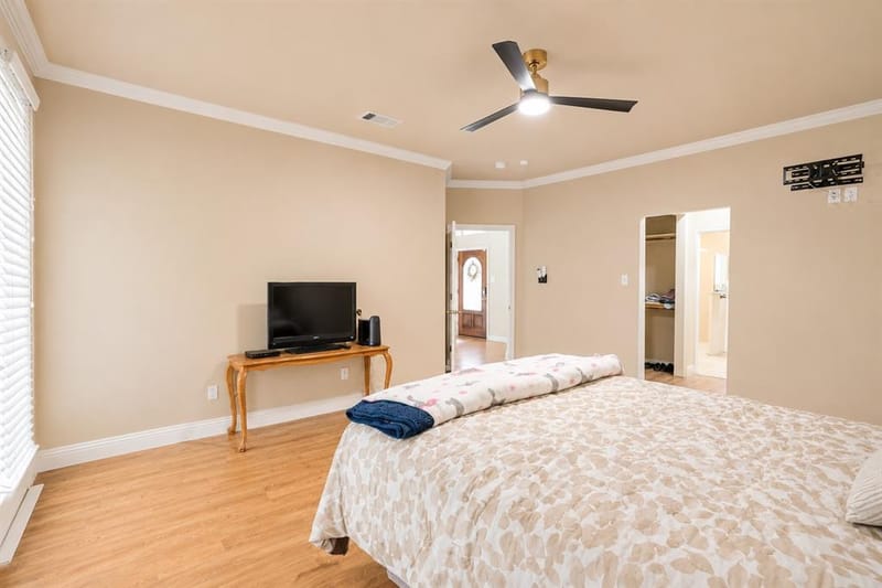 609 Trails End Court, Hurst TX 76054 - Photo 17