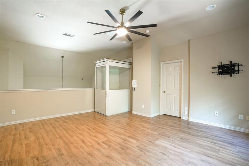 609 Trails End Court, Hurst TX 76054 - Photo 31