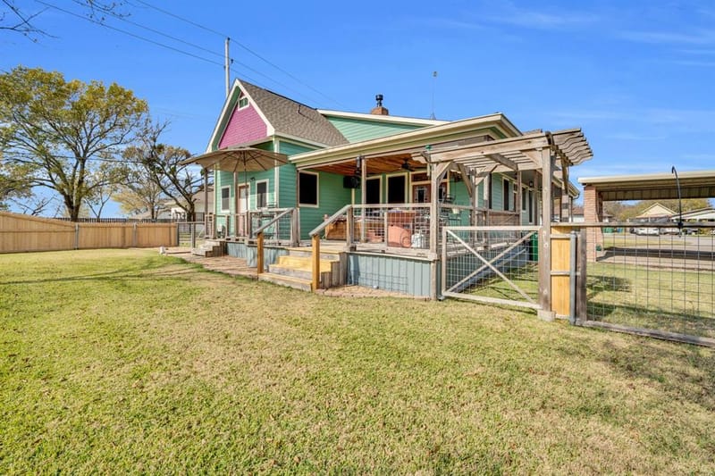 312 W 8th Street, Ferris TX 75125 - Photo 6
