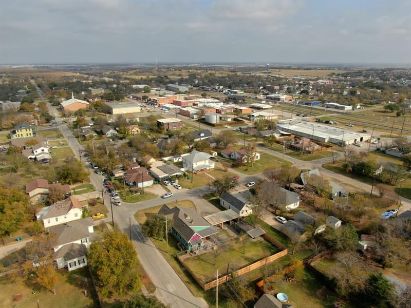 312 W 8th Street, Ferris TX 75125 - Photo 31