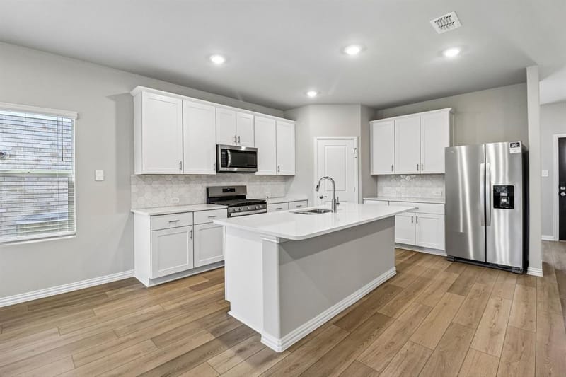 1310 Bridgestone Drive, Princeton TX 75071 - Photo 2