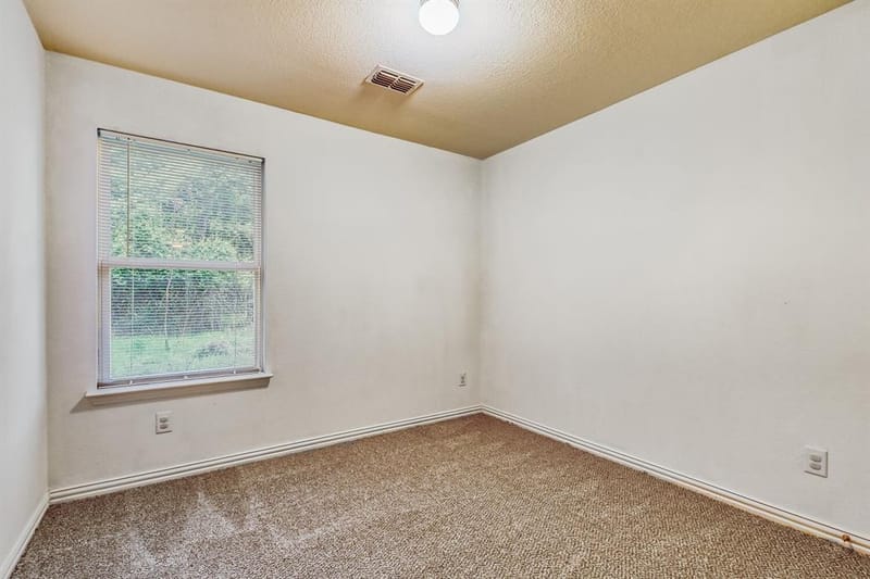 1881 Glenda Court, Pelican Bay TX 76020 - Photo 10