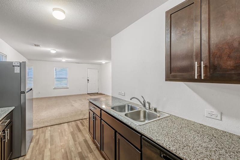 1881 Glenda Court, Pelican Bay TX 76020 - Photo 8