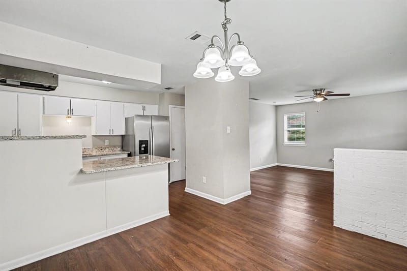 809 E Bovell Street, Crowley TX 76036 - Photo 6