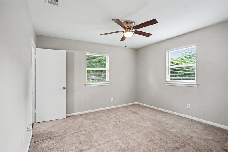 809 E Bovell Street, Crowley TX 76036 - Photo 12