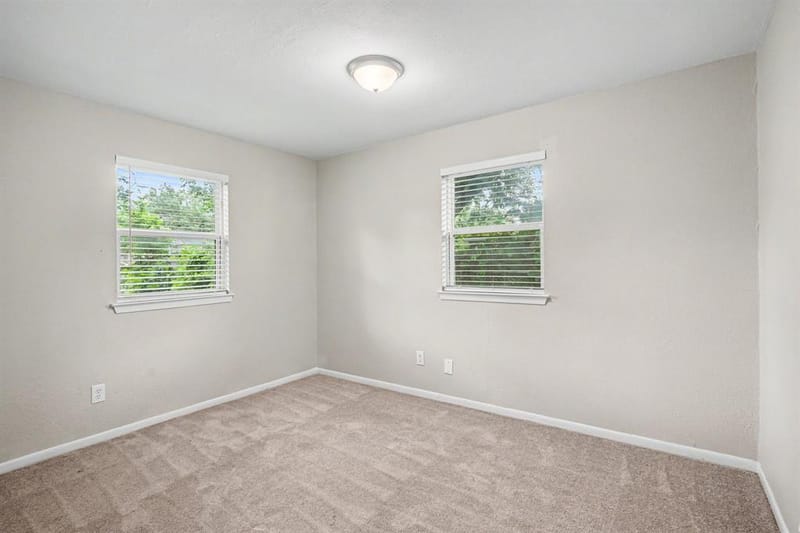 809 E Bovell Street, Crowley TX 76036 - Photo 14