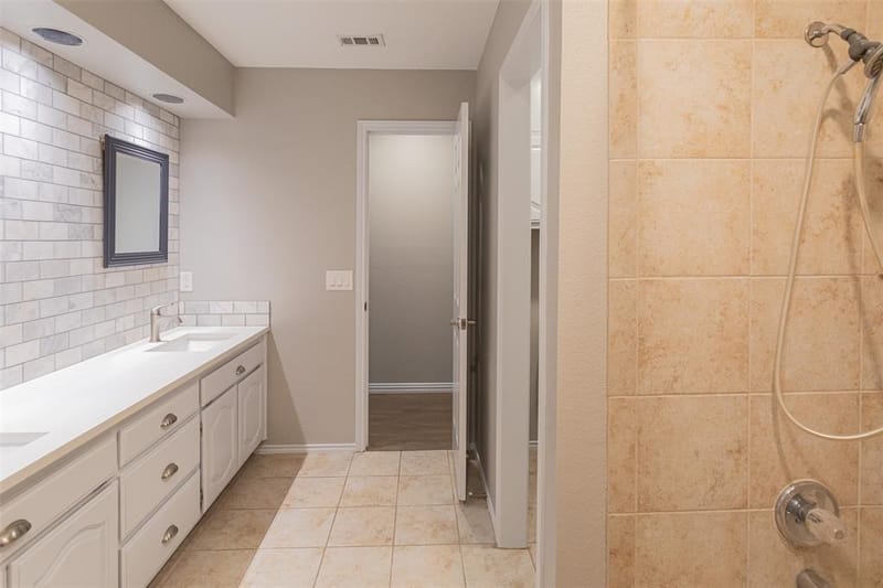 1121 Augusta Court, Mansfield TX 76063 - Photo 20