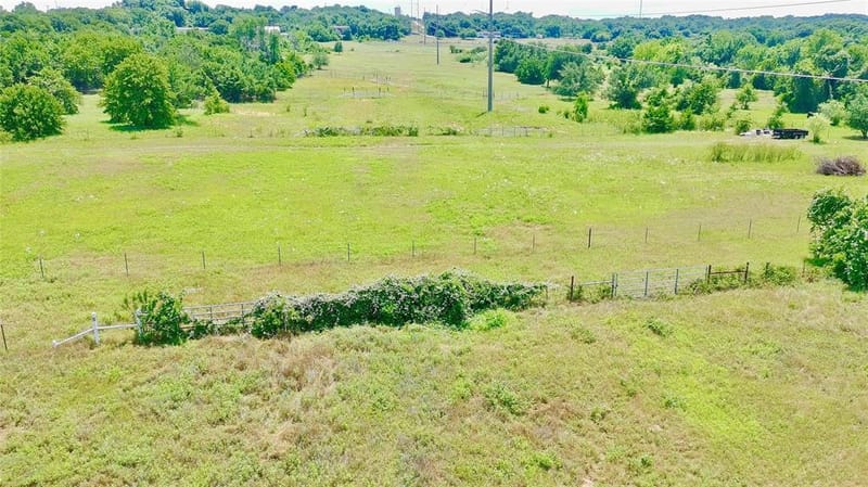 510 New Highland Road, Springtown TX 76082 - Photo 12