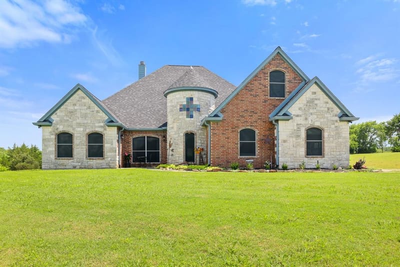 303 Celtic Road, Howe TX 75459 - Photo 4