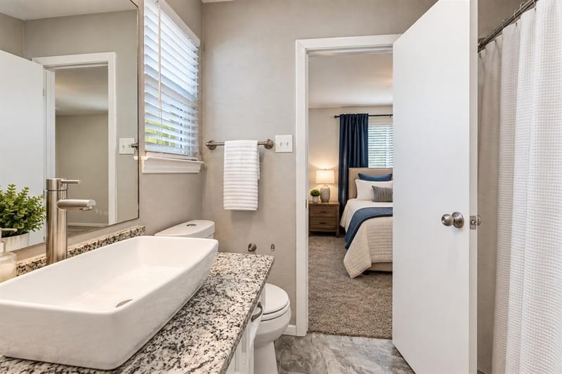 5131 Menefee Drive, Dallas TX 75227 - Photo 16