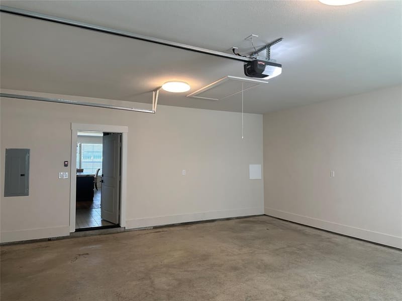 1033 Queen Elizabeth Drive, Waco TX 76657 - Photo 38