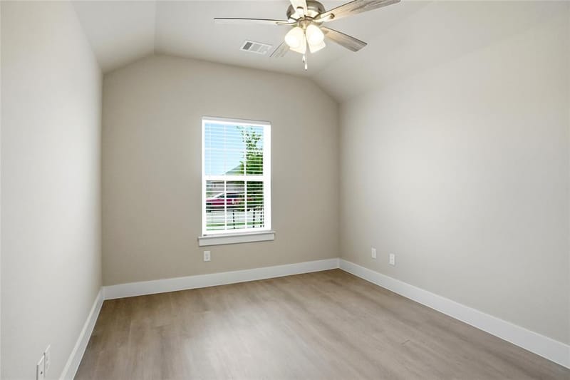 133 Joel Street, Springtown TX 76082 - Photo 12
