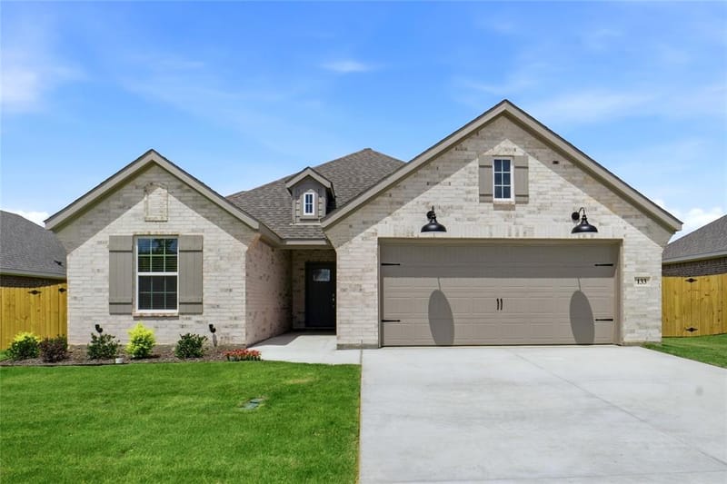 133 Joel Street, Springtown TX 76082