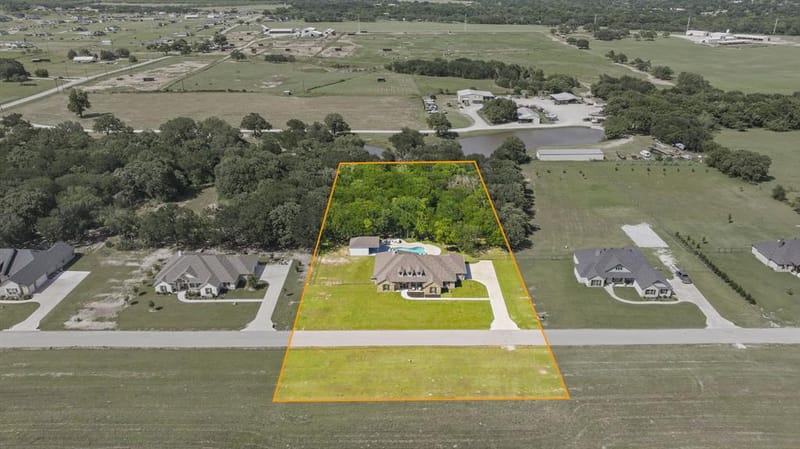 8681 Sari Strong Drive, Weatherford TX 76087 - Photo 39