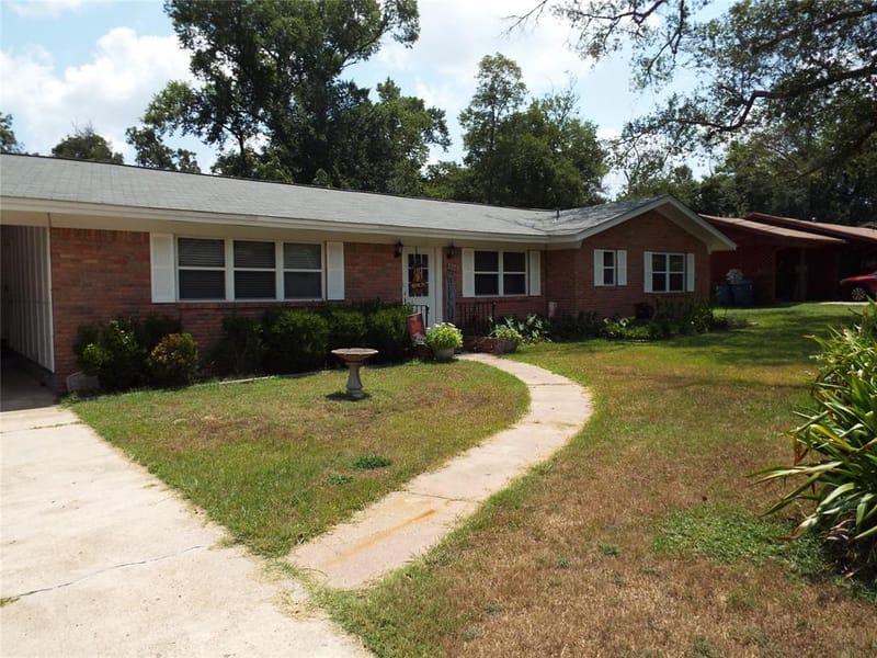808 Shady Trail, Athens TX 75751