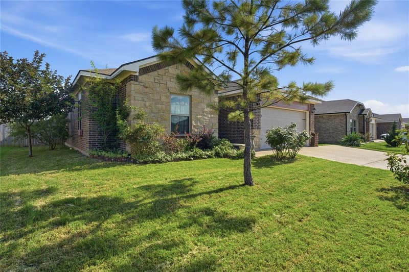 305 Breaux Lane, Mabank TX 75147