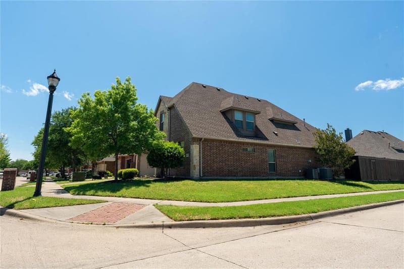 1609 Clearwater Drive, McKinney TX 75071 - Photo 2