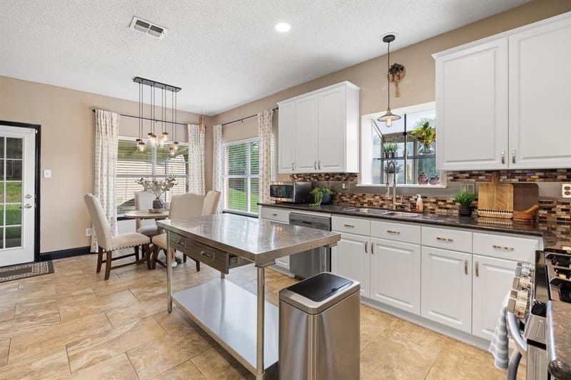 6000 Red Fern Drive, Arlington TX 76001 - Photo 16