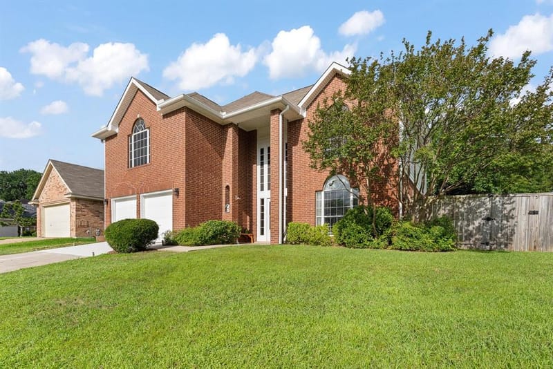 6000 Red Fern Drive, Arlington TX 76001 - Photo 3