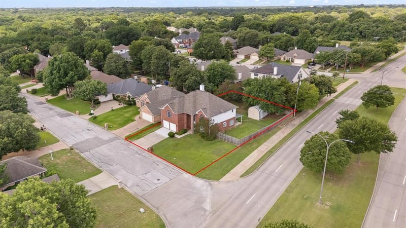 6000 Red Fern Drive, Arlington TX 76001 - Photo 4