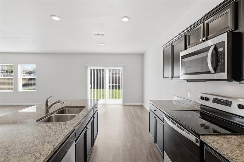 453 Canoe Way, Crowley TX 76036 - Photo 8