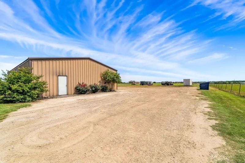 8085 Jackson Road, Krum TX 76249 - Photo 32