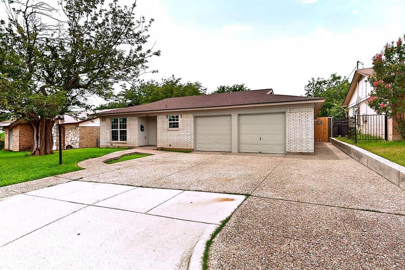 6600 Cervantes Avenue, Fort Worth TX 76133 - Photo 2