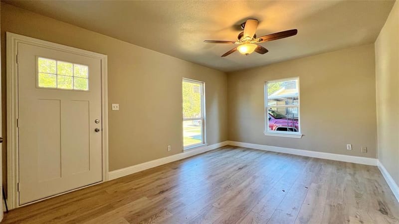 4133 Alamo Avenue, Fort Worth TX 76107 - Photo 8