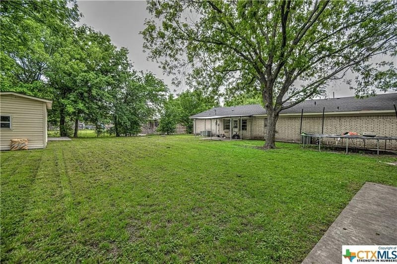 243 Weldon Drive, Woodway TX 76712 - Photo 17