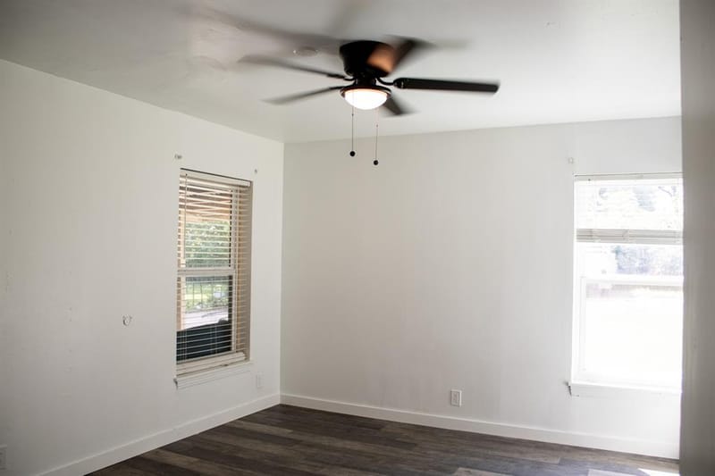 3825 W Spurgeon Street, Fort Worth TX 76133 - Photo 35